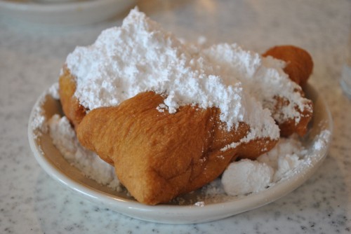 Eater Elements: Café Du Monde's Beignets & Café Au Lait - Eater