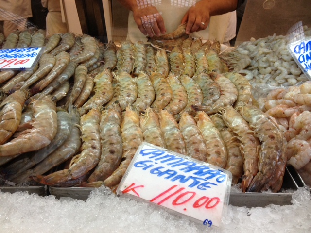 large shrimp in the mercado municipal