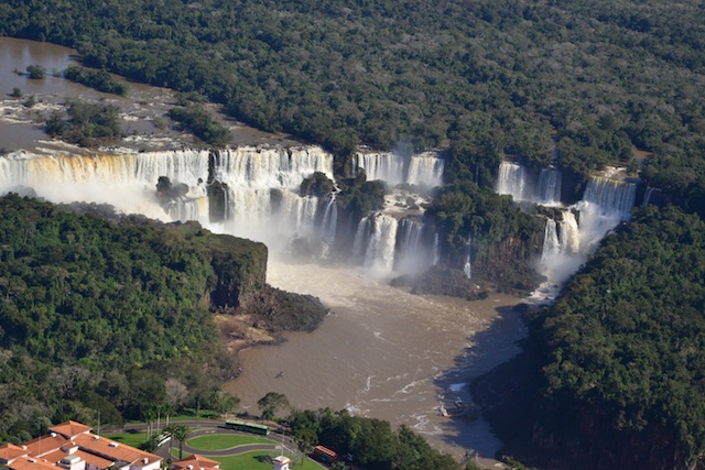 devil's throat Iguazu Falls