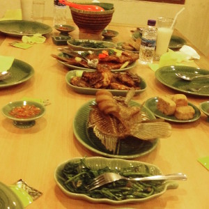 Sundanese Cuisine in Jakarta Indonesia - Claudia Looi