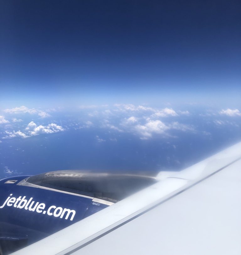 jetblue-flight-to-st-lucia-claudia-looi